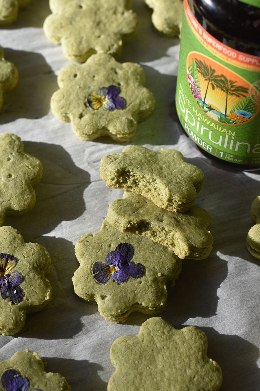 Matcha Spirulina Shortbread Cookies